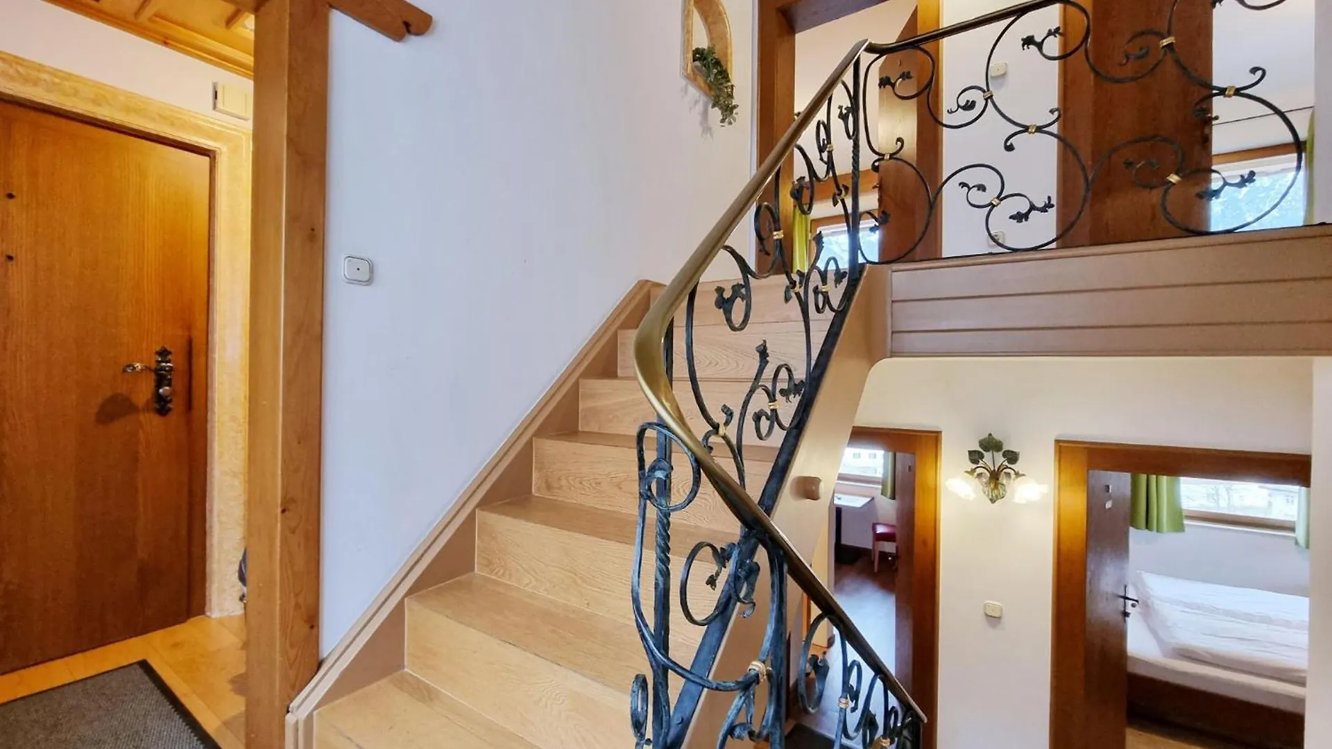 Ferienhaus Goldenes Landl 미텐발트 독일